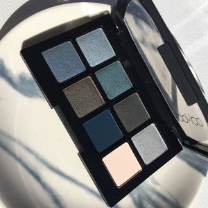 🔥 $5 BUNDLED 🔥Collab Makeup - Eyeshadow Palette